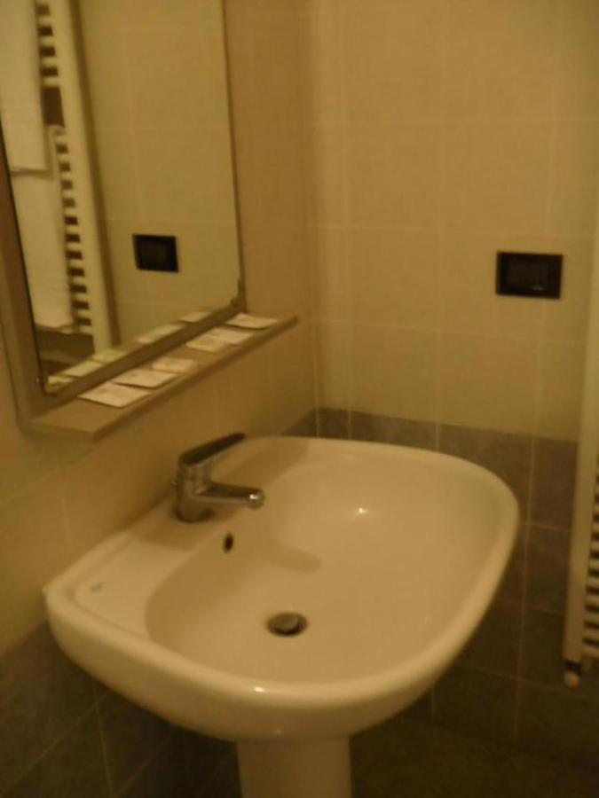 Locanda Del Centro Cambiano Екстериор снимка